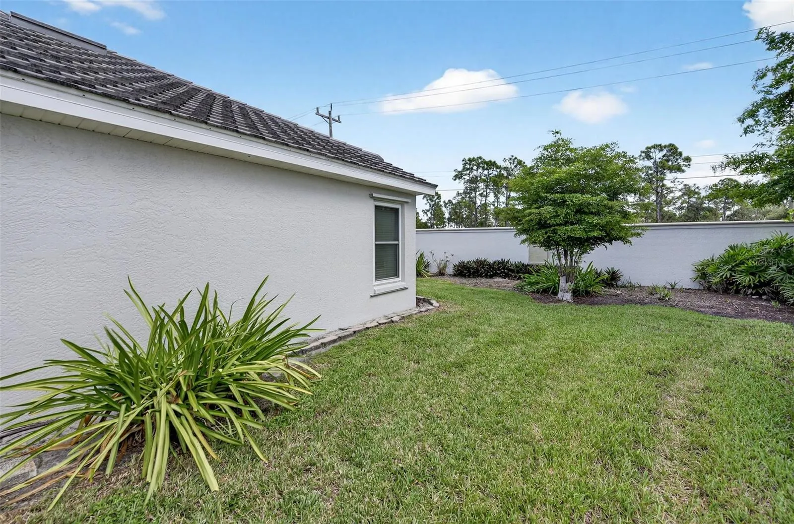 2070 KING TARPON DR