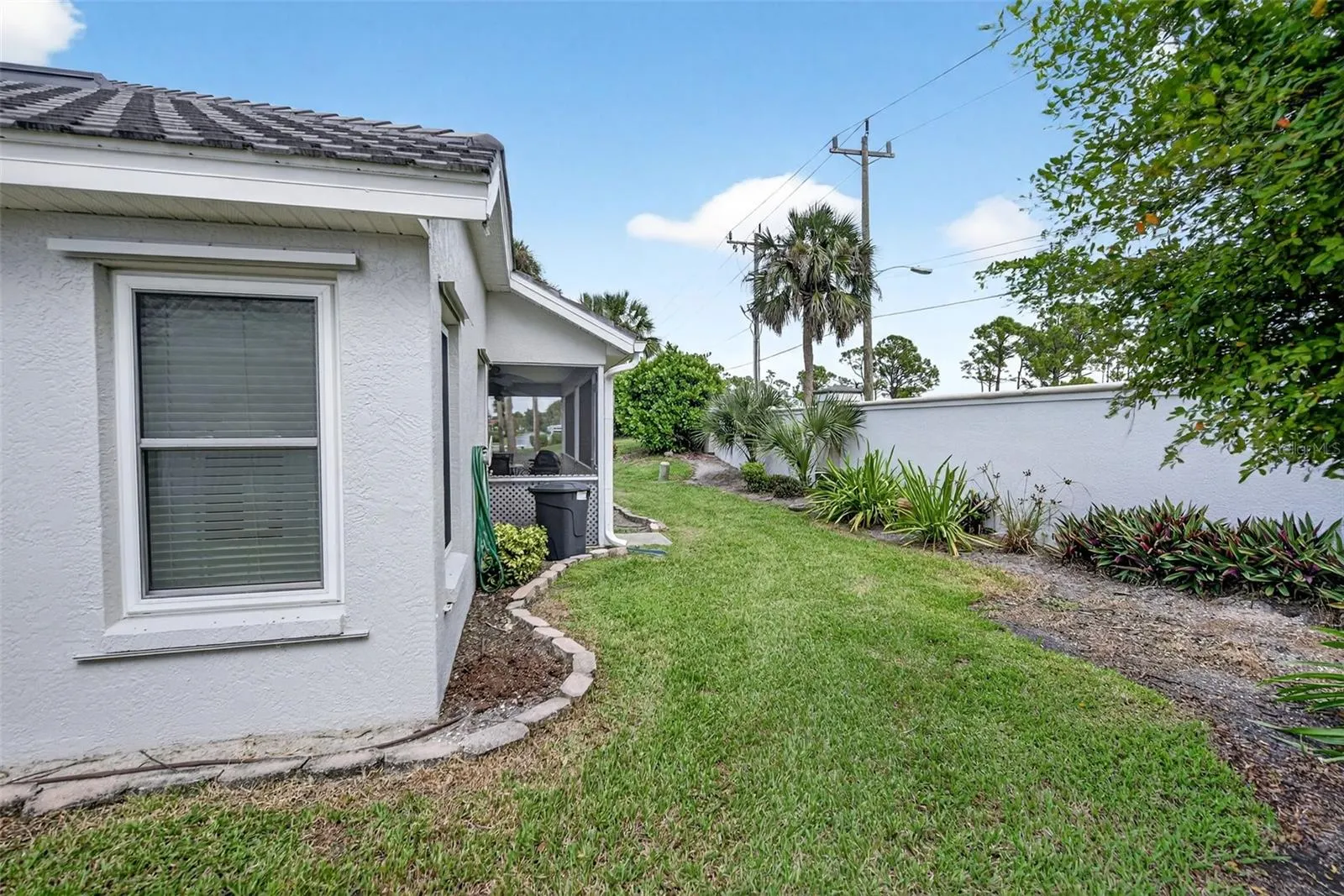 2070 KING TARPON DR