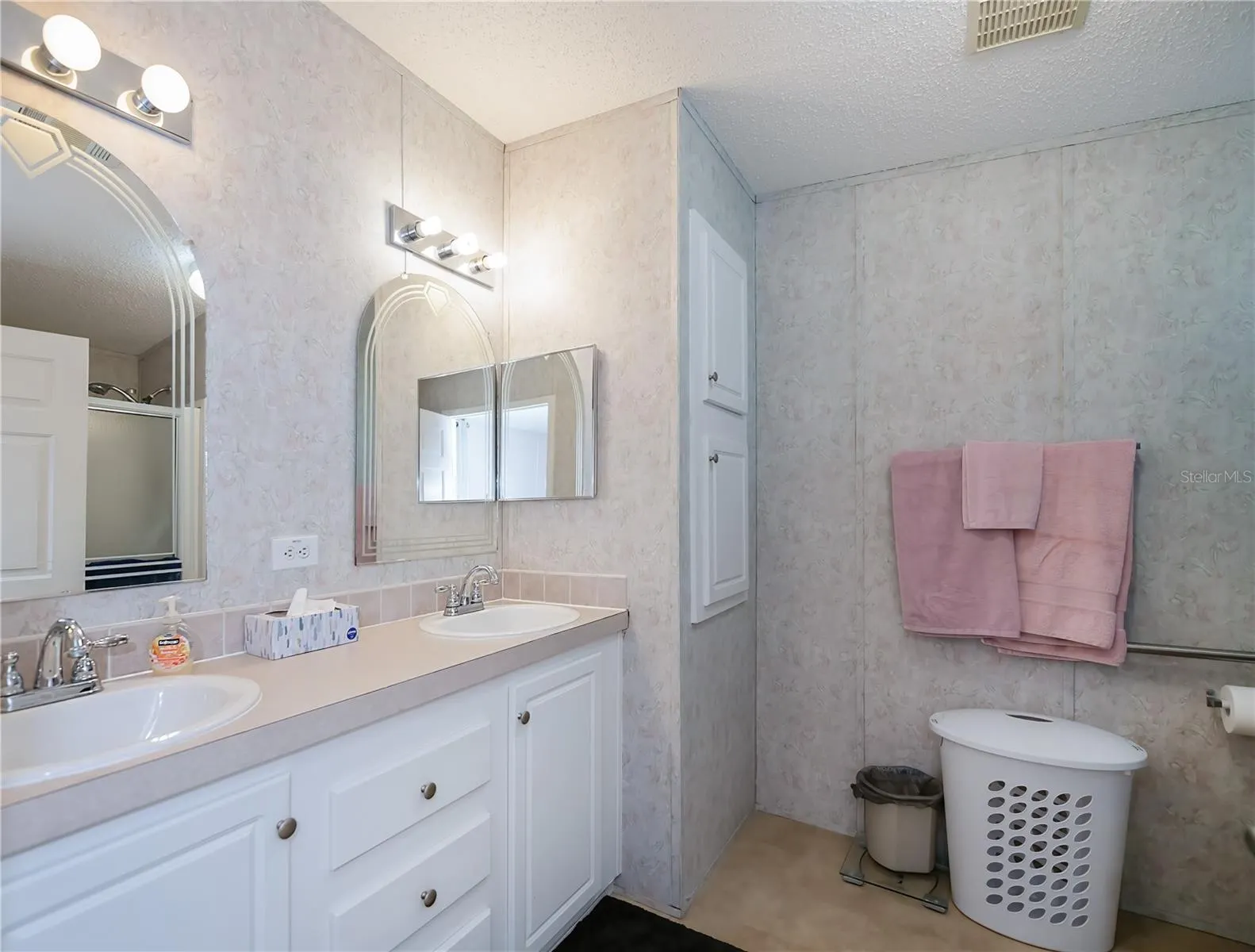 2100 KINGS HWY #144, #144