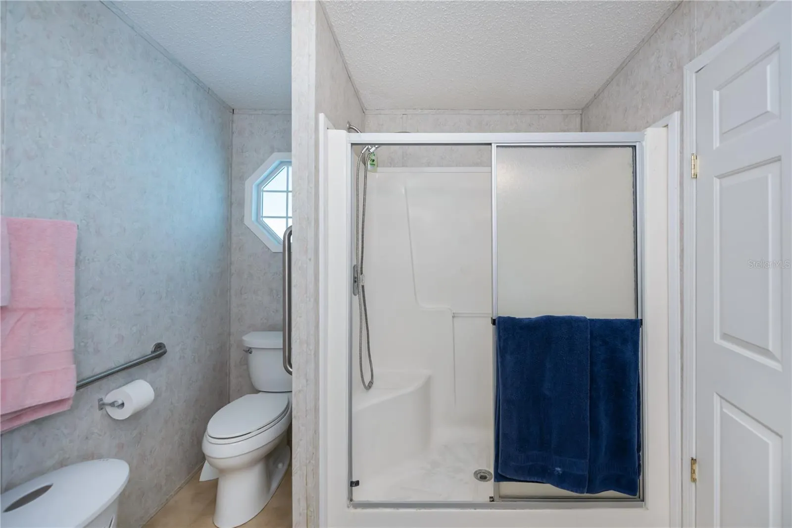 2100 KINGS HWY #144, #144
