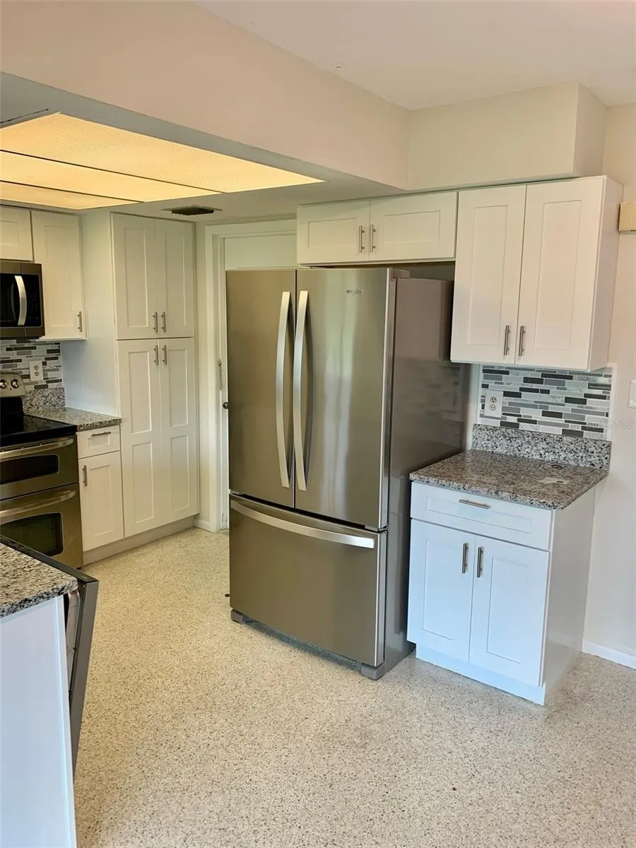 22097 BRONXVILLE AVE