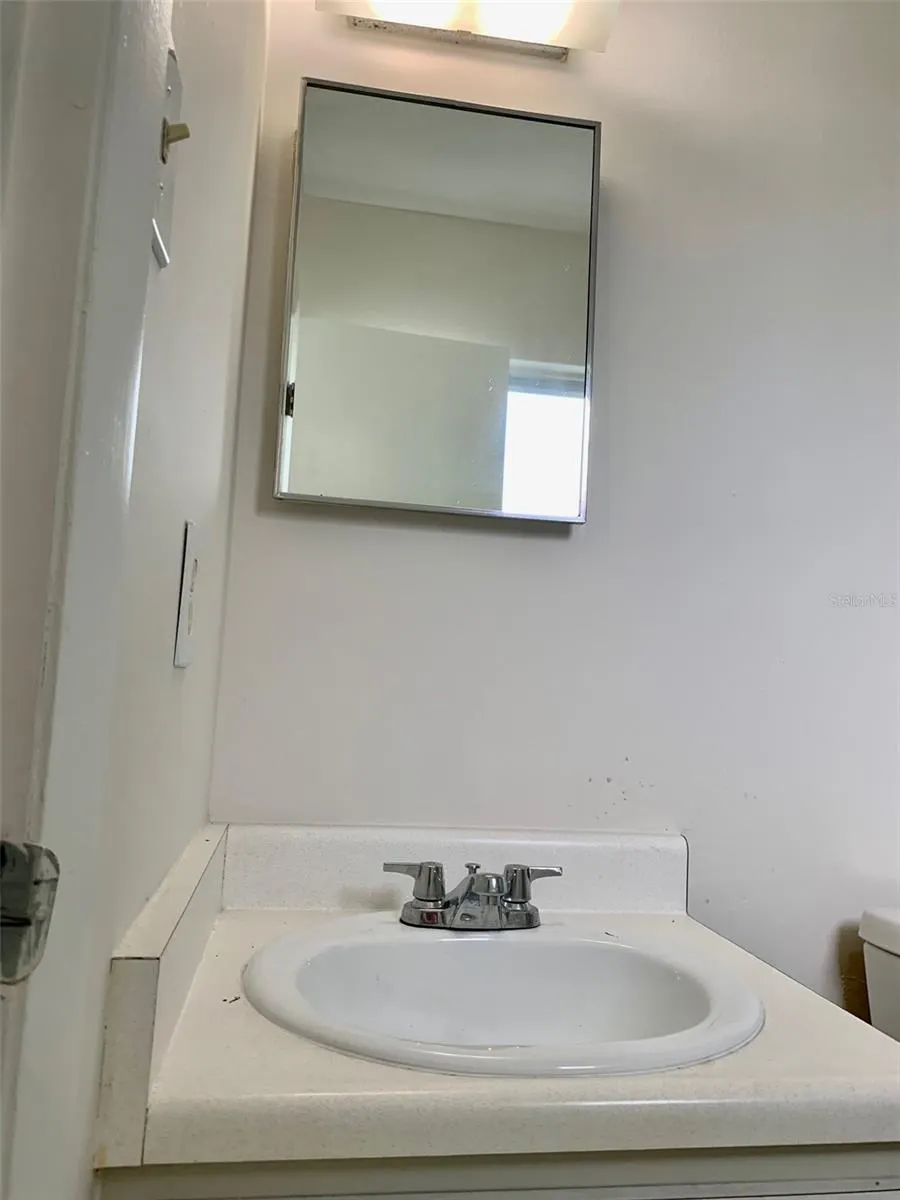 22097 BRONXVILLE AVE