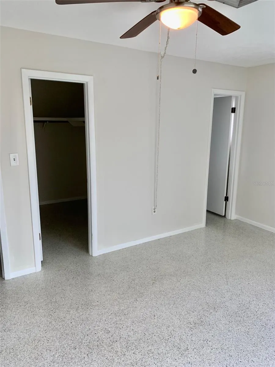 22097 BRONXVILLE AVE