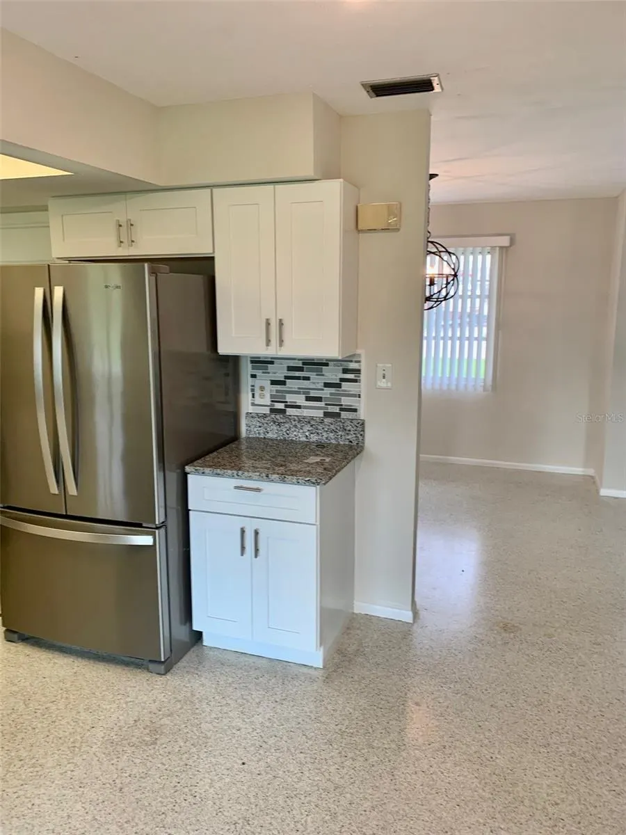 22097 BRONXVILLE AVE