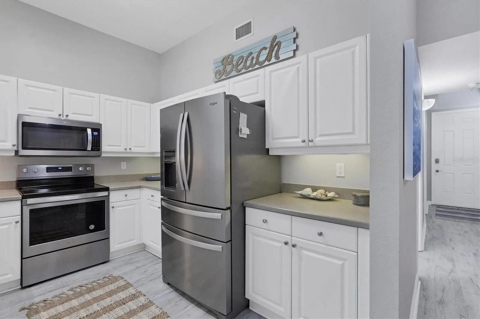 5117 MELBOURNE ST #B302, #B302