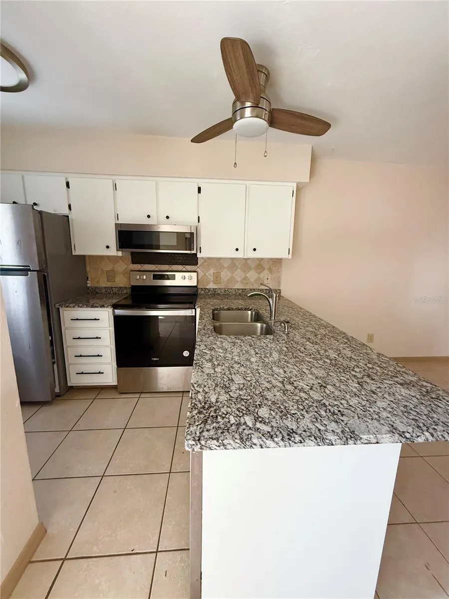 22523 WESTCHESTER BLVD #202E, #202E