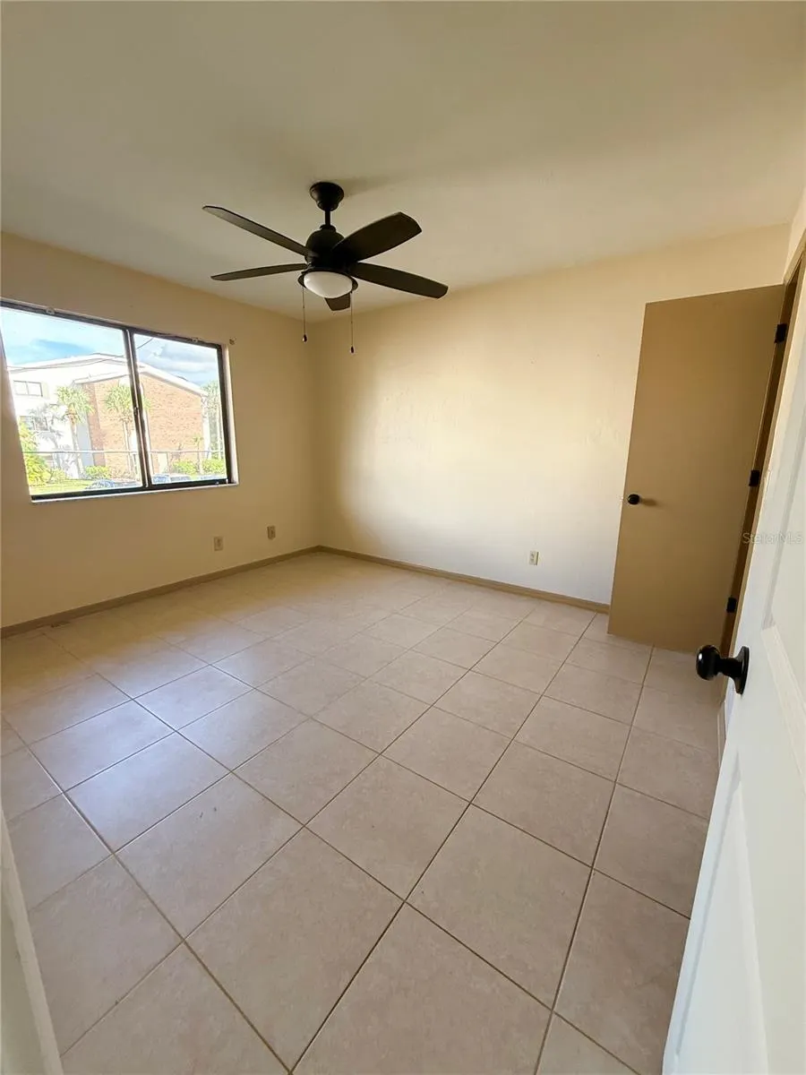 22523 WESTCHESTER BLVD #202E, #202E