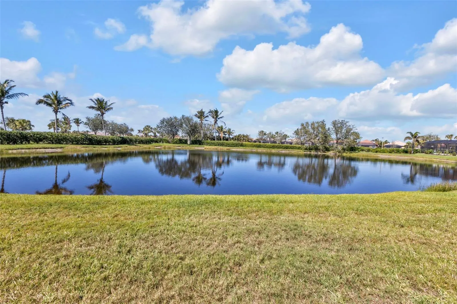 2676 WAX MYRTLE CT