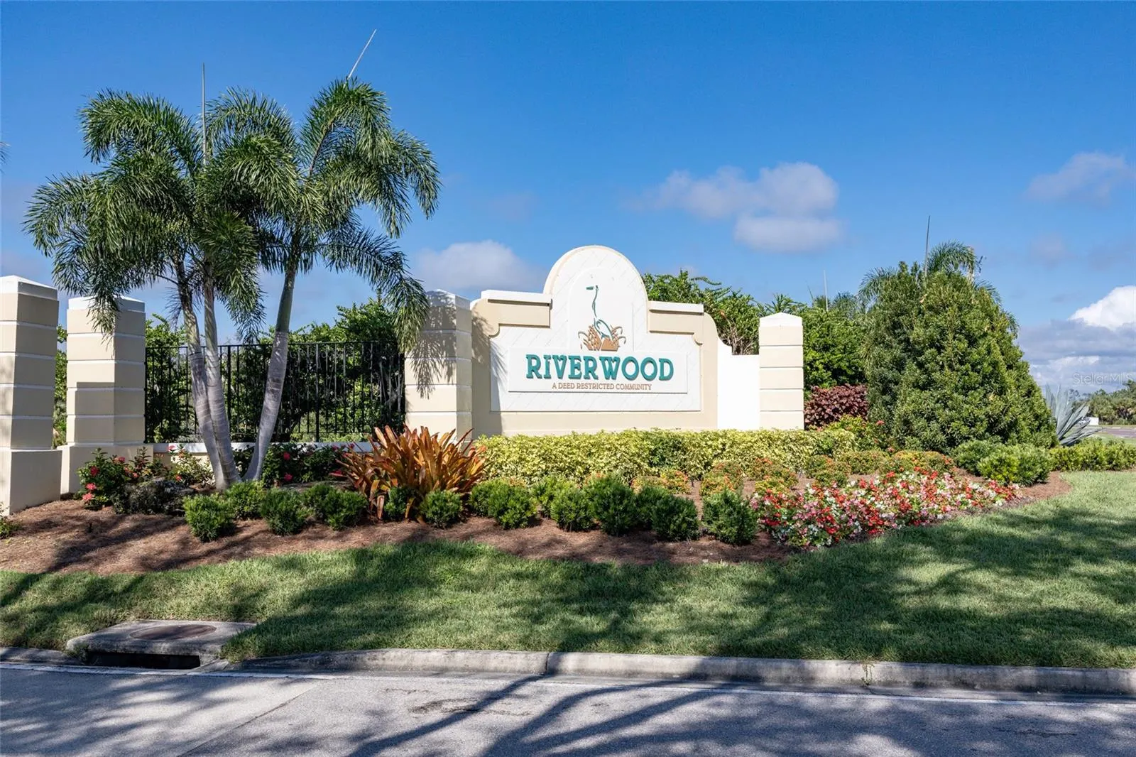 2676 WAX MYRTLE CT