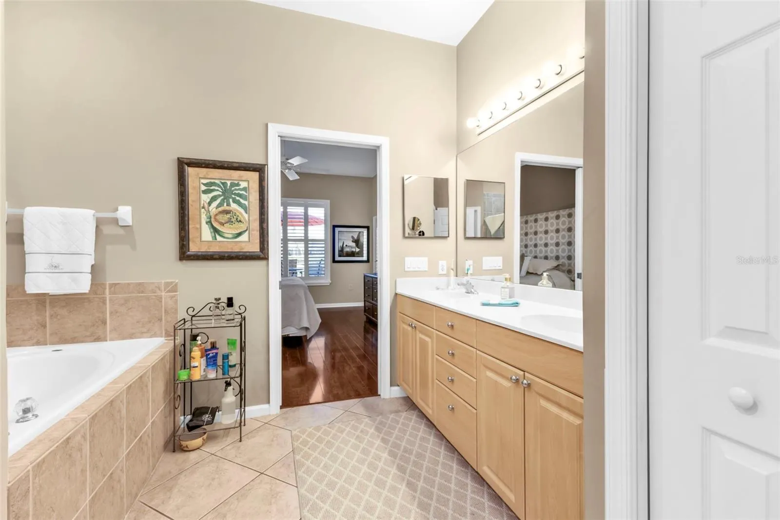 2676 WAX MYRTLE CT