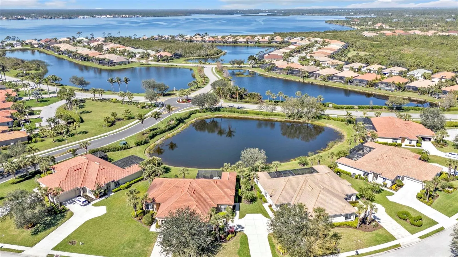 2676 WAX MYRTLE CT