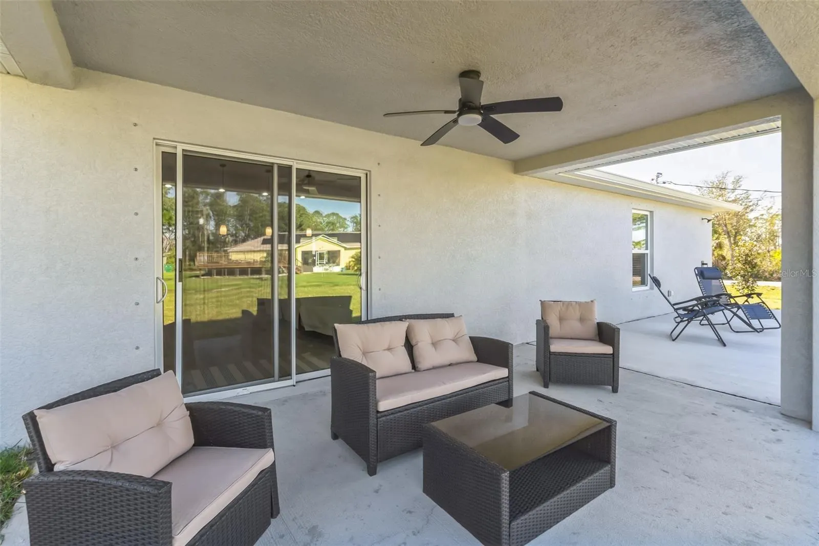 6193 CABAL LN