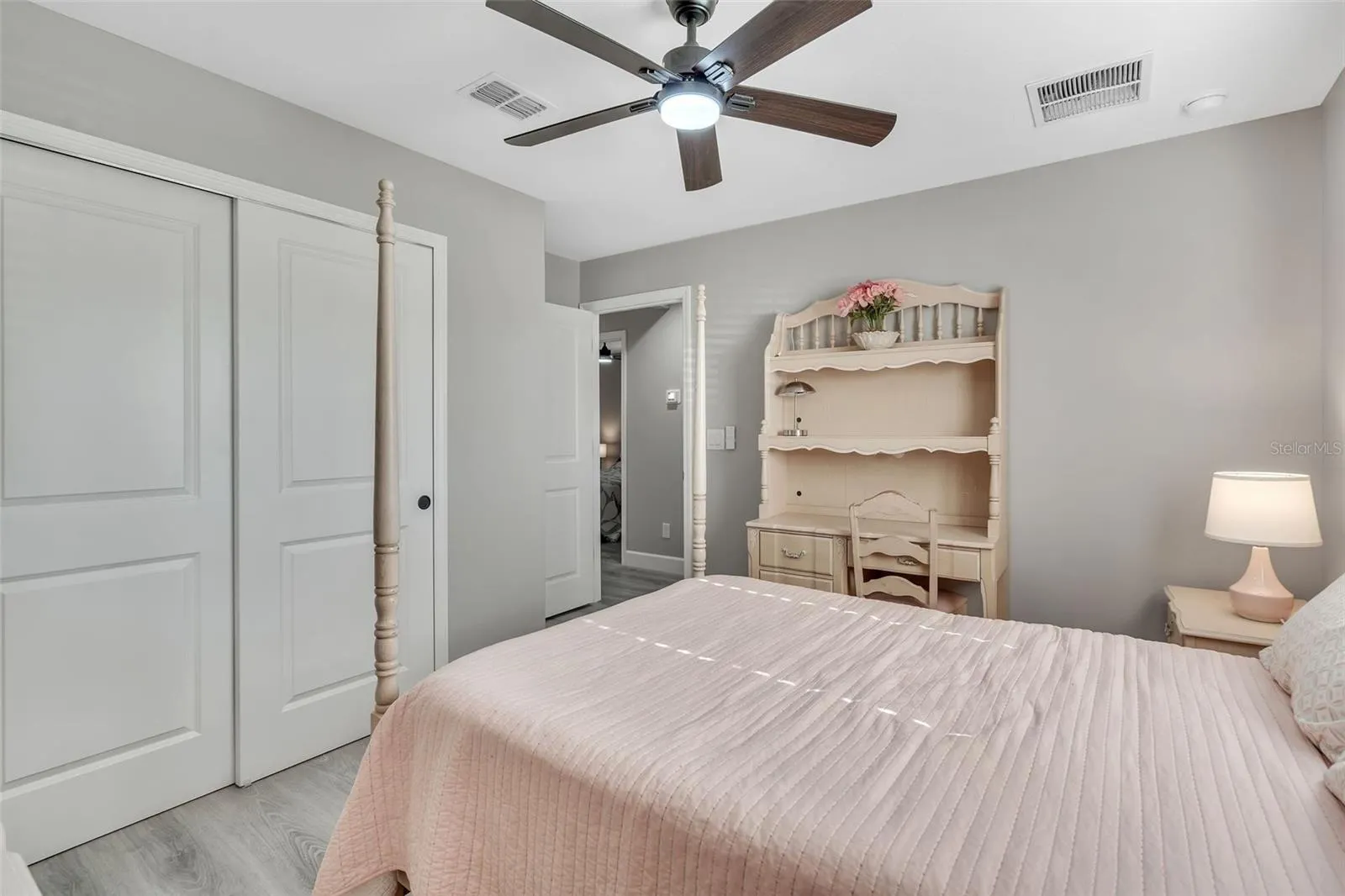 6193 CABAL LN