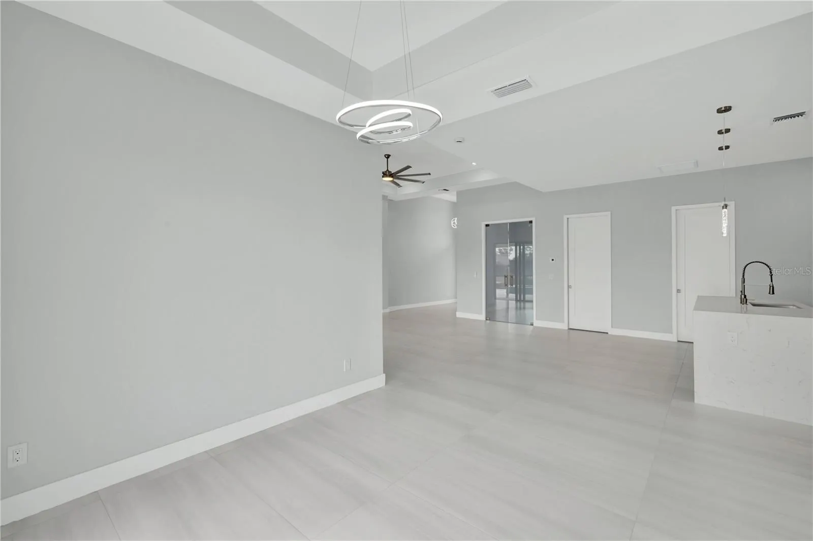 15133 AMSTERDAM AVE