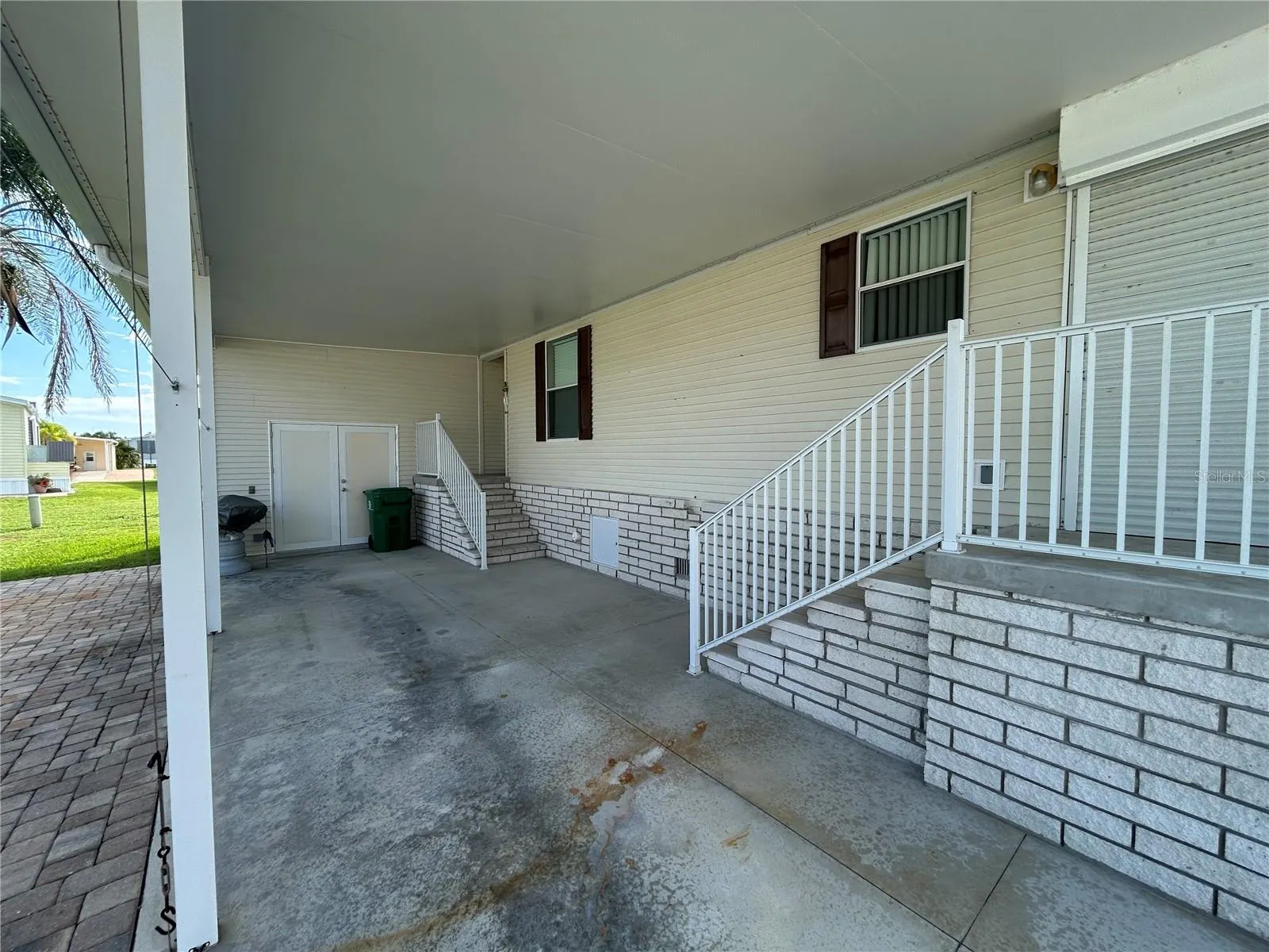 61 WINDMILL BLVD
