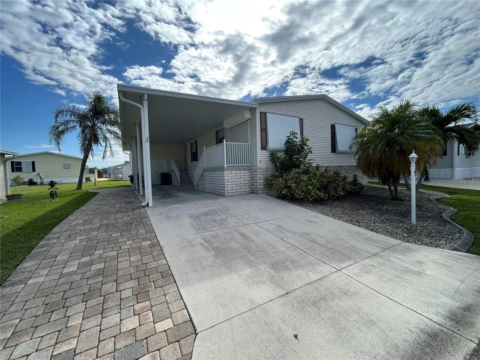 61 WINDMILL BLVD