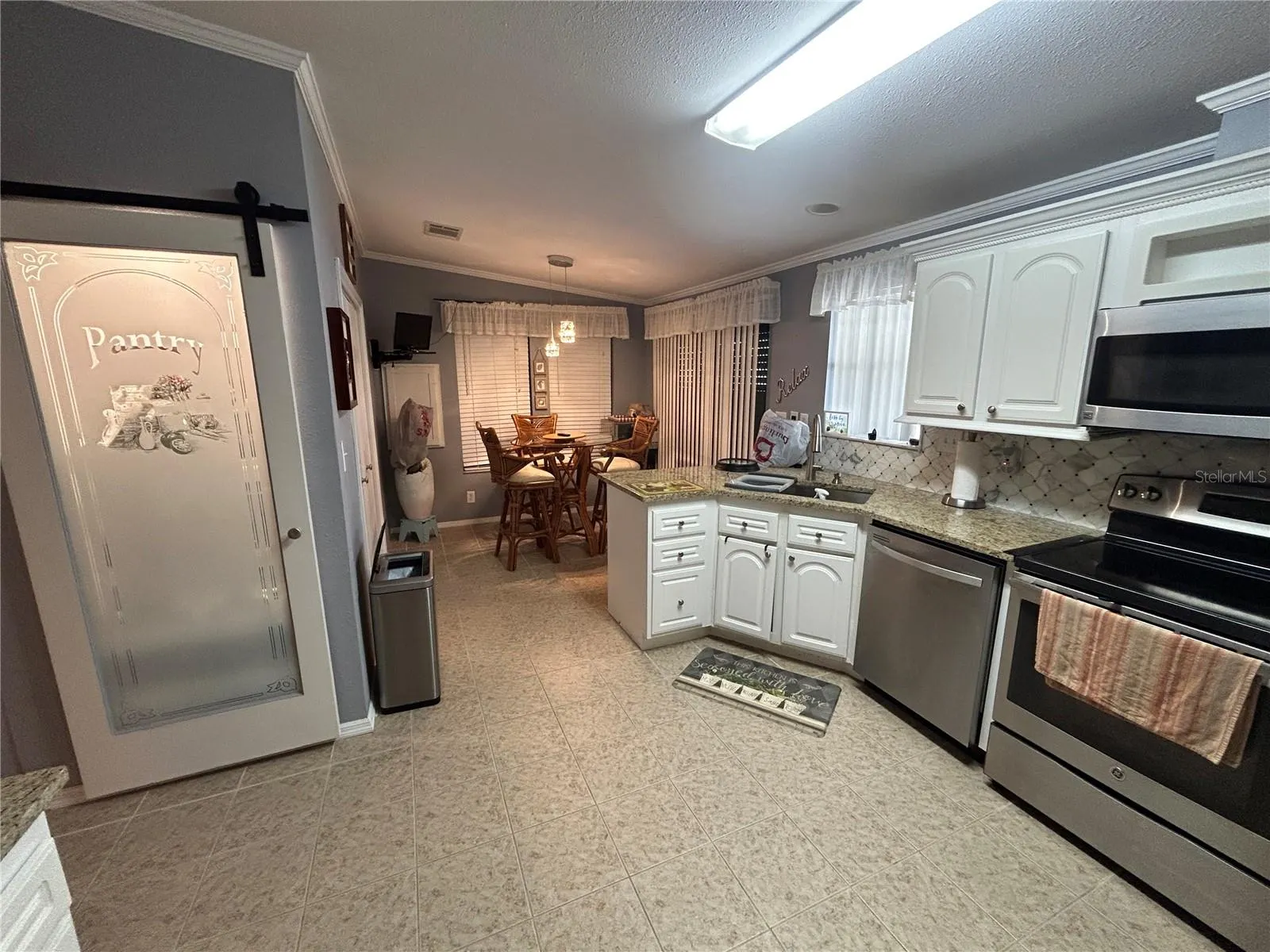 61 WINDMILL BLVD