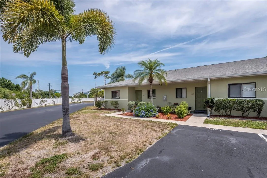 25225 RAMPART BLVD #1301, #1301