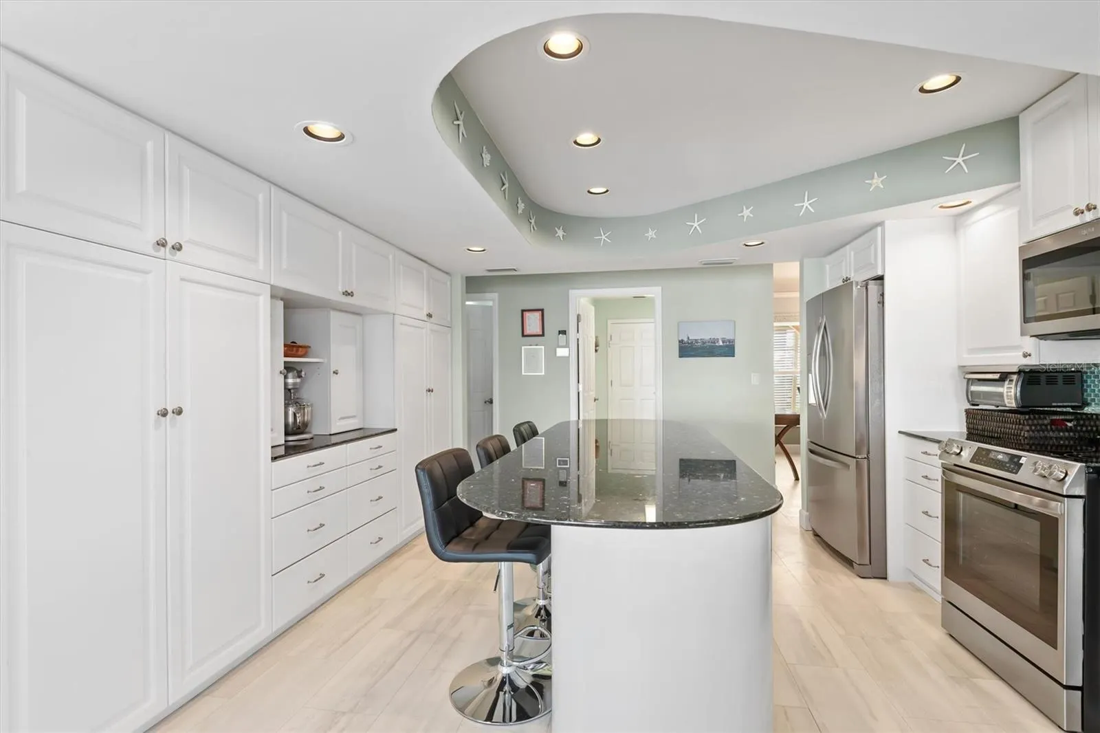 1460 RAVEN CT