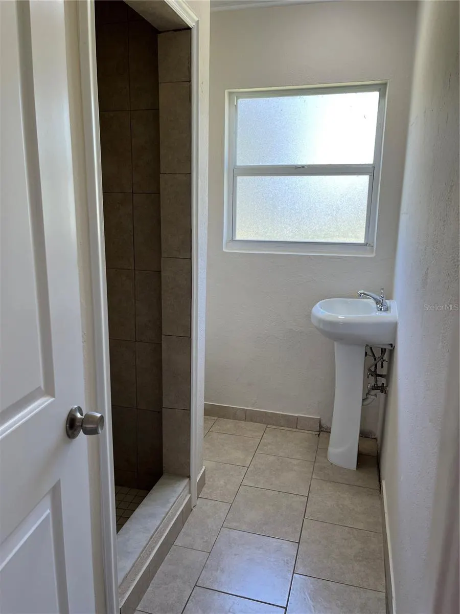 418 - 438 E VIRGINIA AVE
