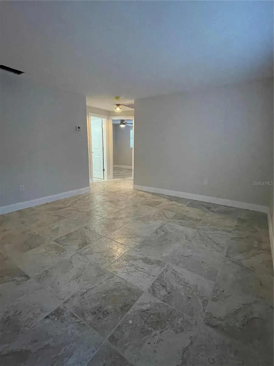 418 - 438 E VIRGINIA AVE