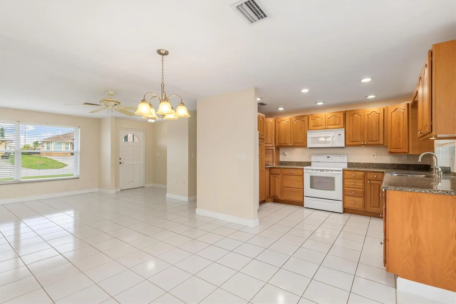 703 SPRING LAKE BLVD NW