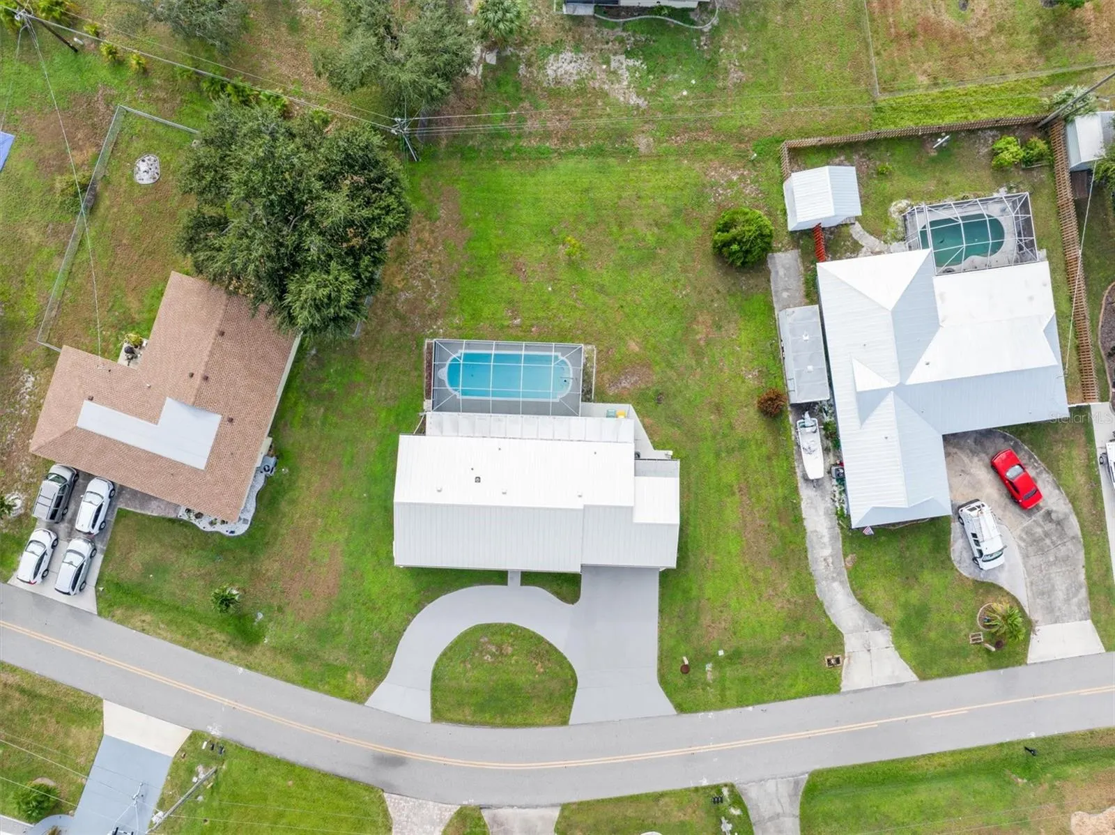 703 SPRING LAKE BLVD NW
