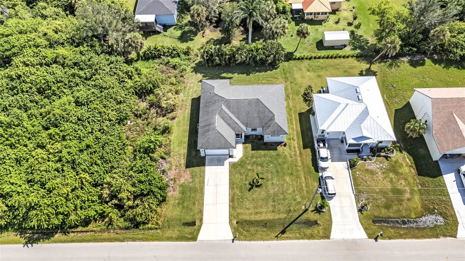 3302 PALM DR