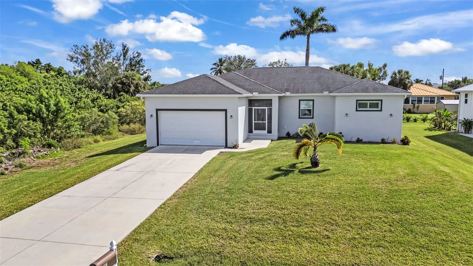 3302 PALM DR