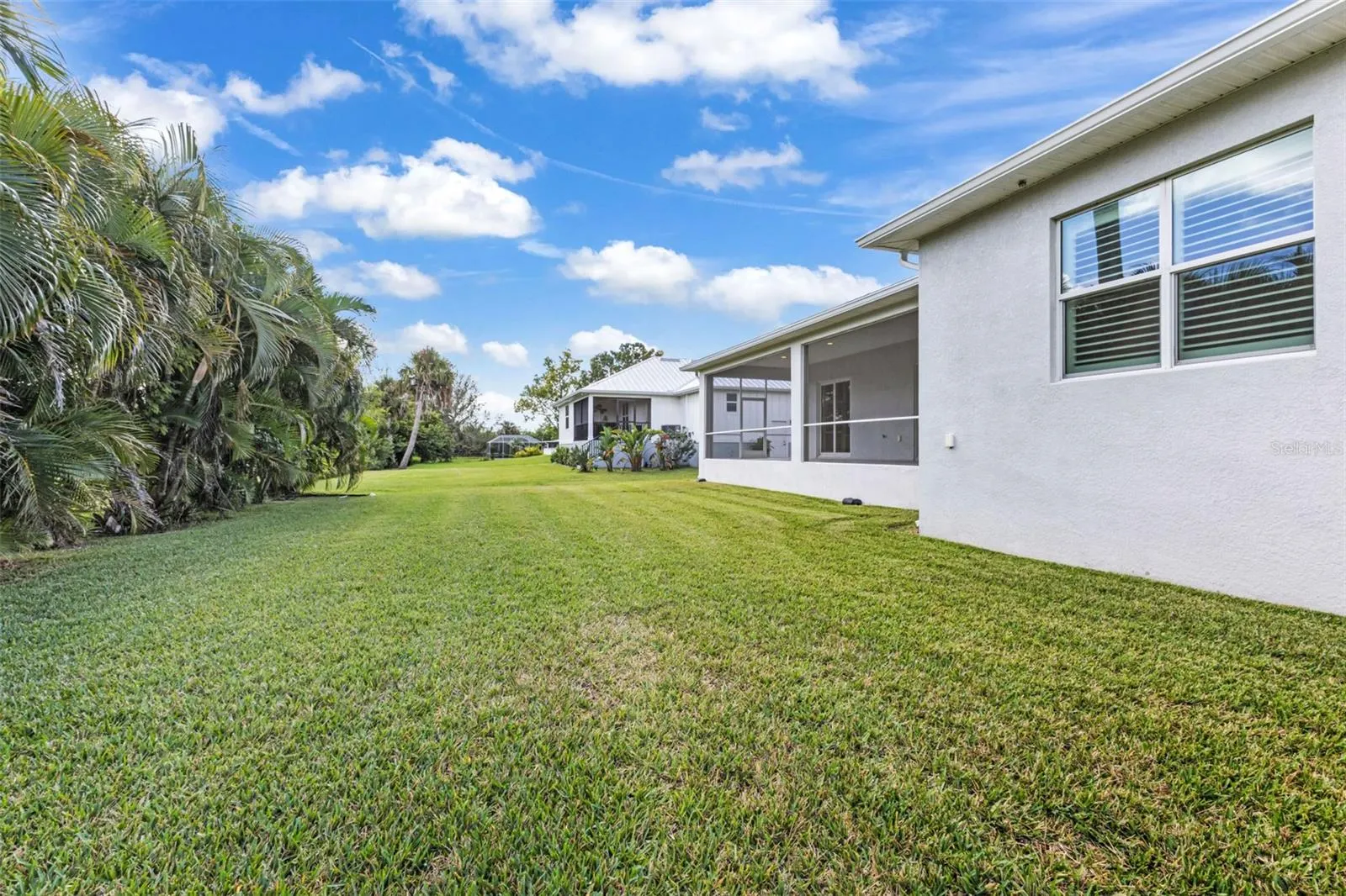 3302 PALM DR