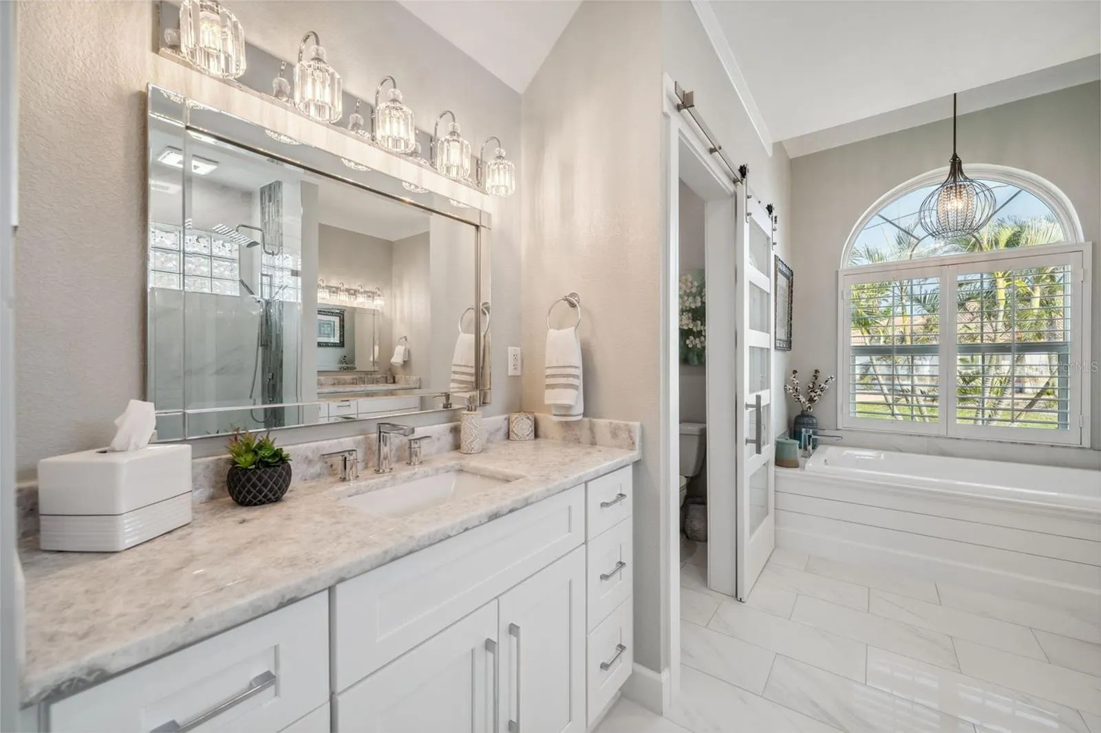 529 LA CARUNA CT
