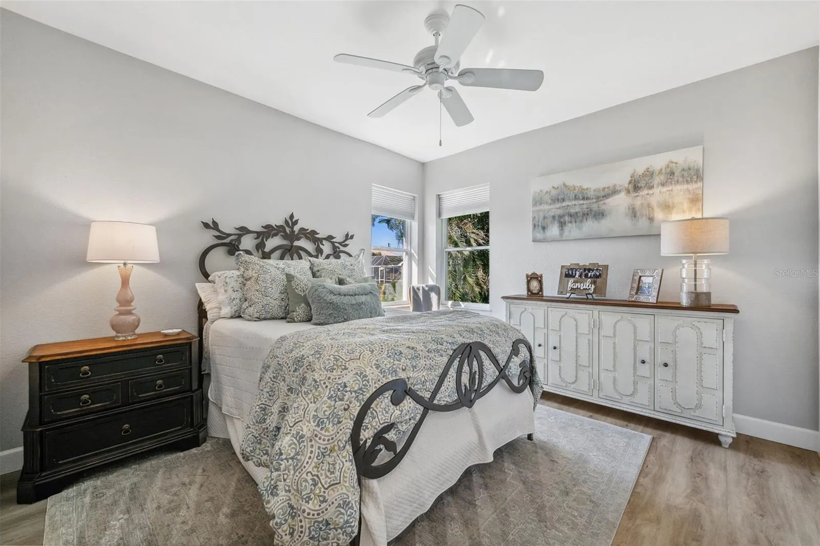 529 LA CARUNA CT