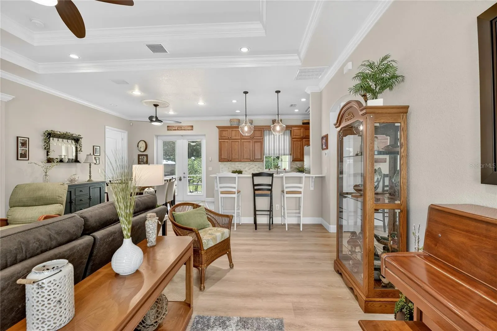 18307 LAKE WORTH BLVD
