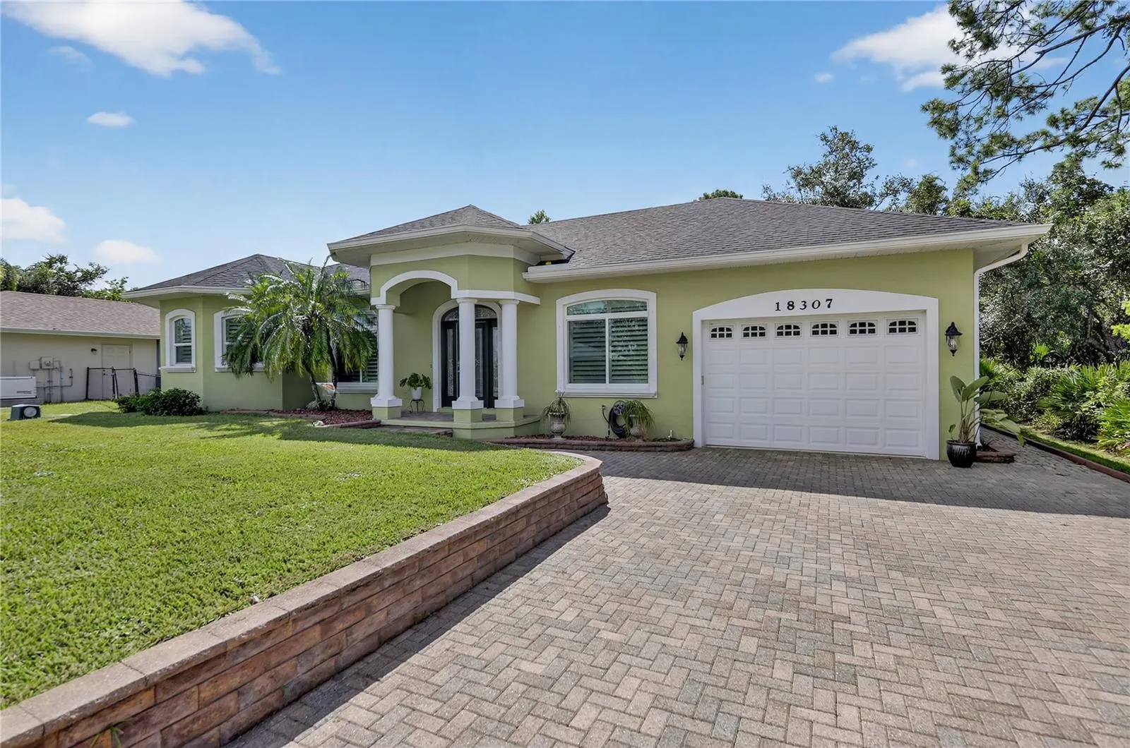 18307 LAKE WORTH BLVD