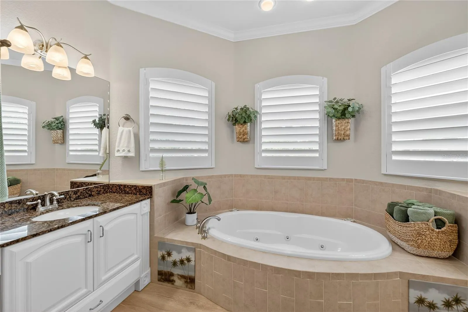 18307 LAKE WORTH BLVD