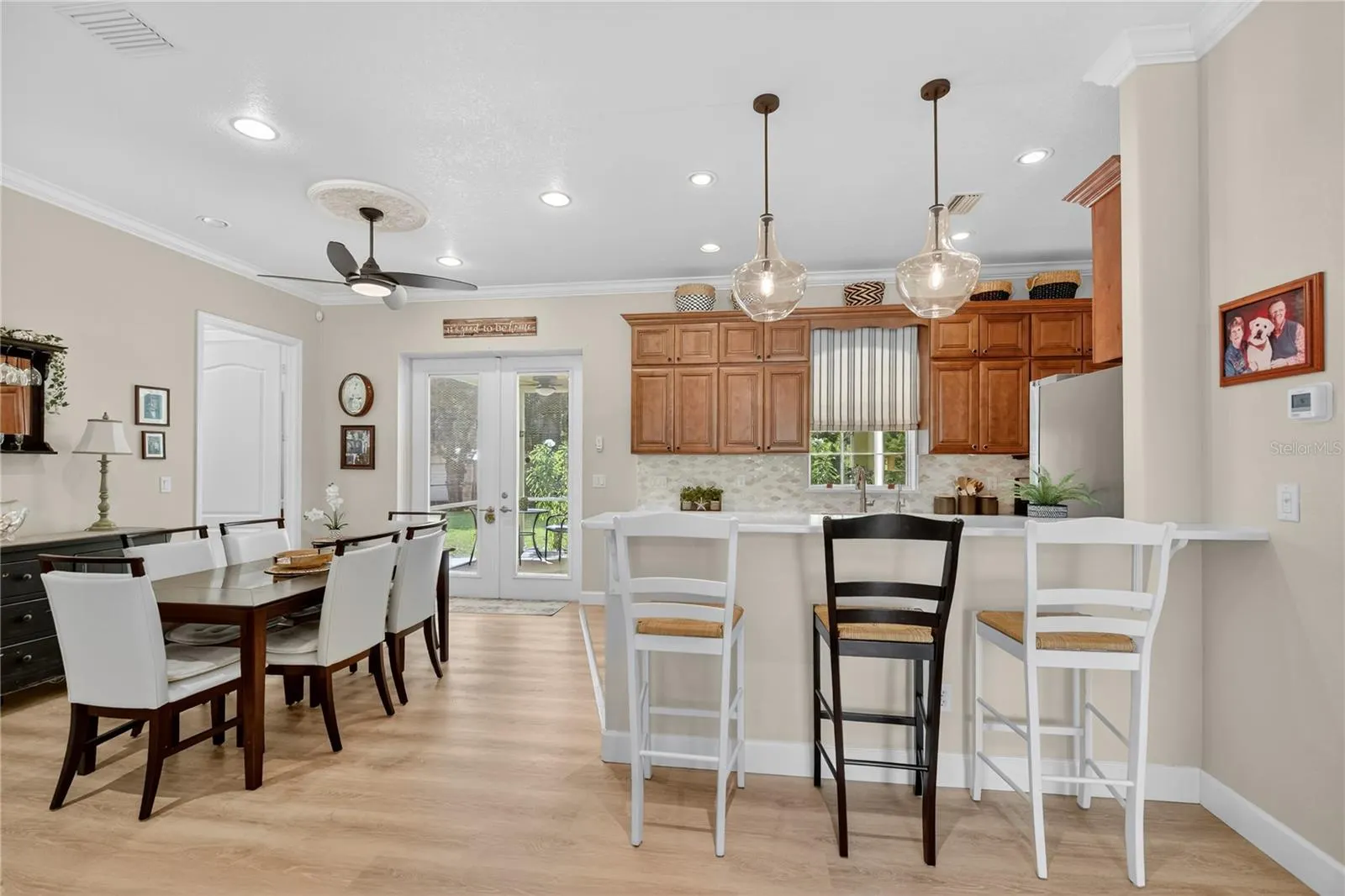18307 LAKE WORTH BLVD