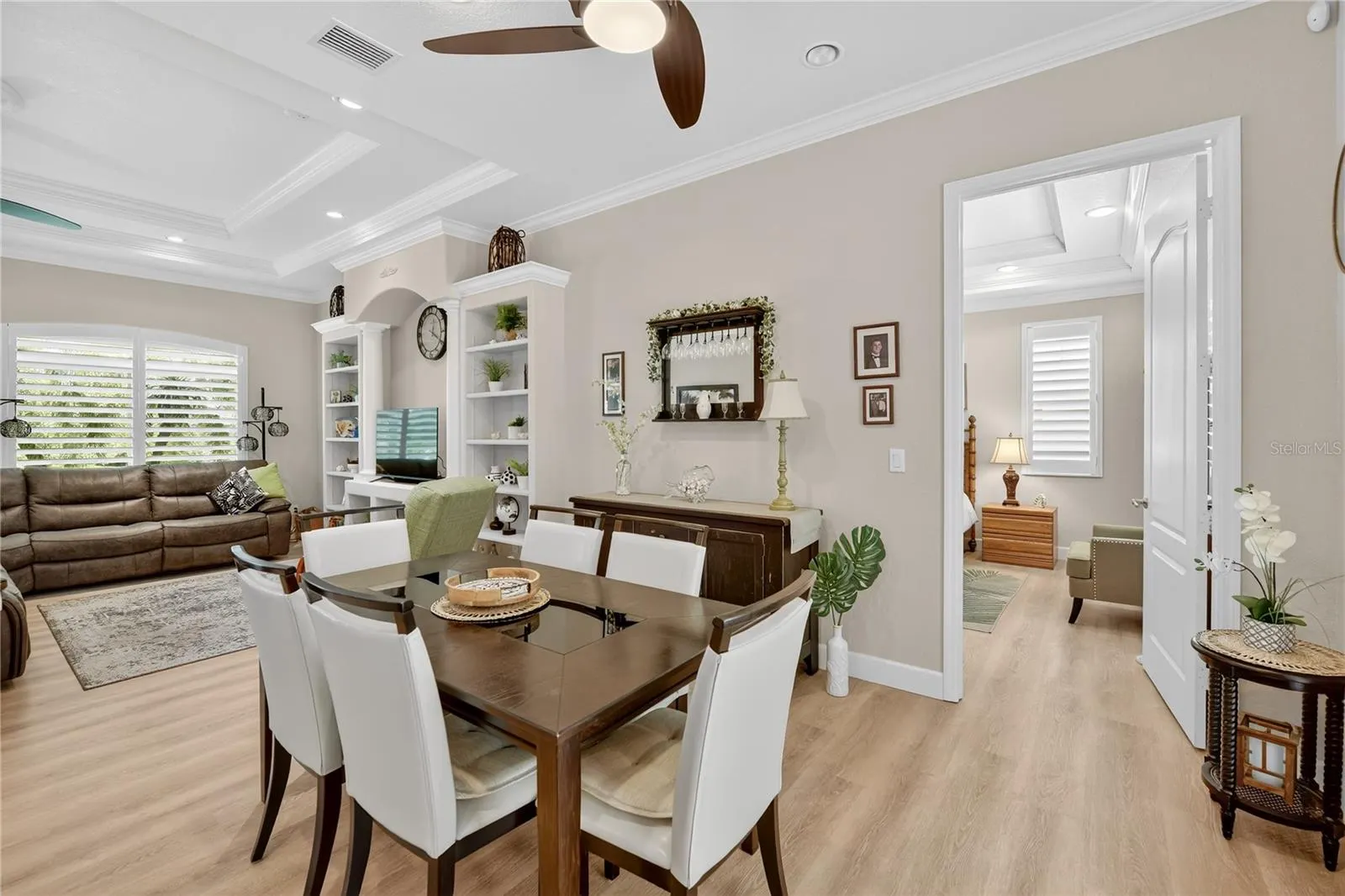18307 LAKE WORTH BLVD
