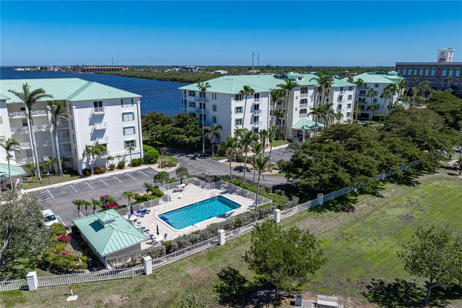 200 HARBOR WALK DR #253, #253