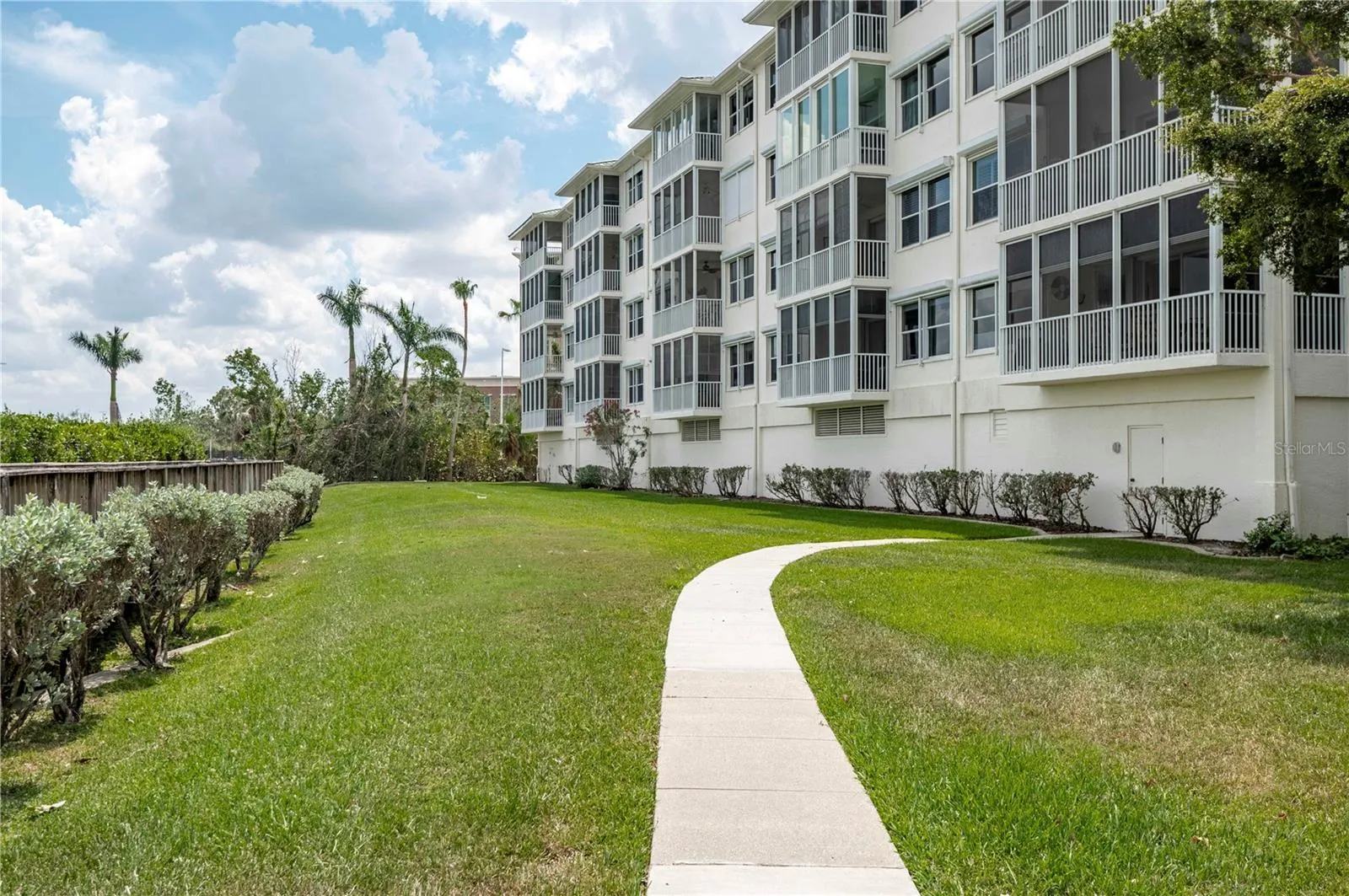 200 HARBOR WALK DR #253, #253