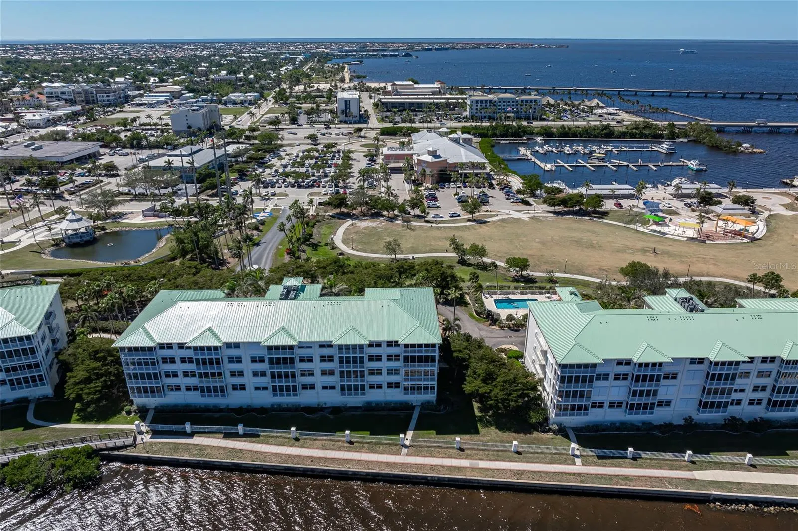 200 HARBOR WALK DR #253, #253
