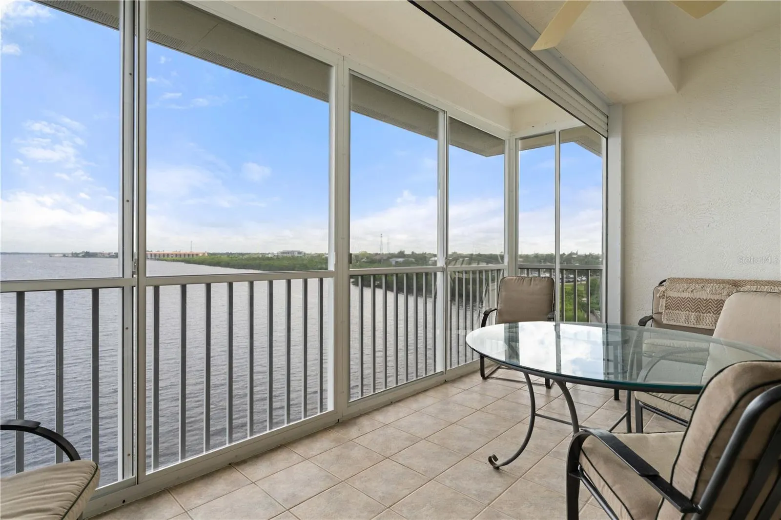 200 HARBOR WALK DR #253, #253