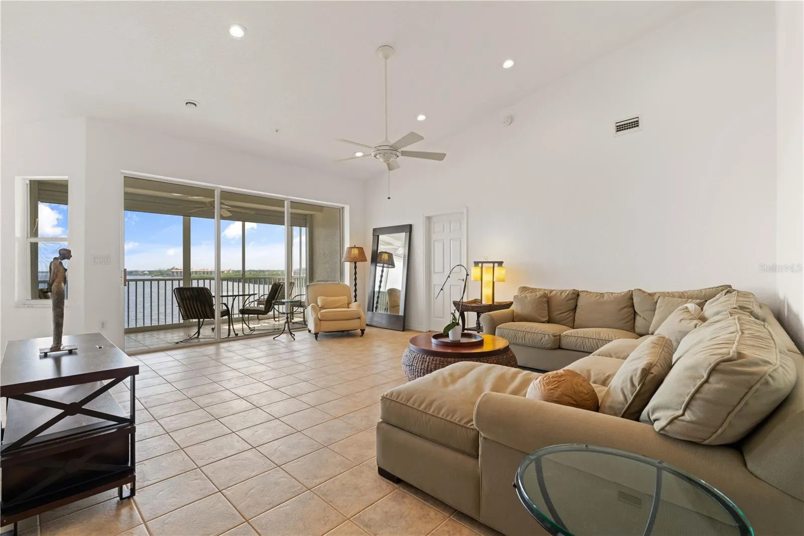 200 HARBOR WALK DR #253, #253