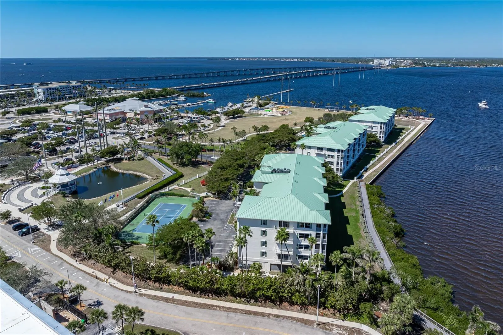 200 HARBOR WALK DR #253, #253