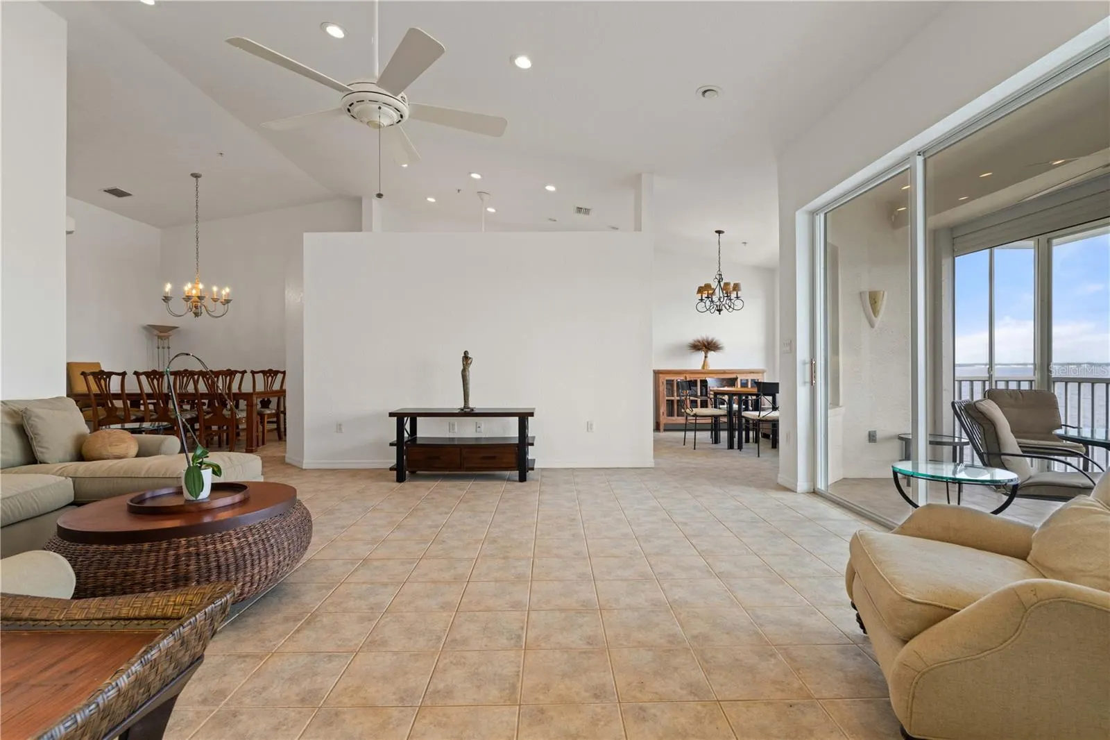 200 HARBOR WALK DR #253, #253