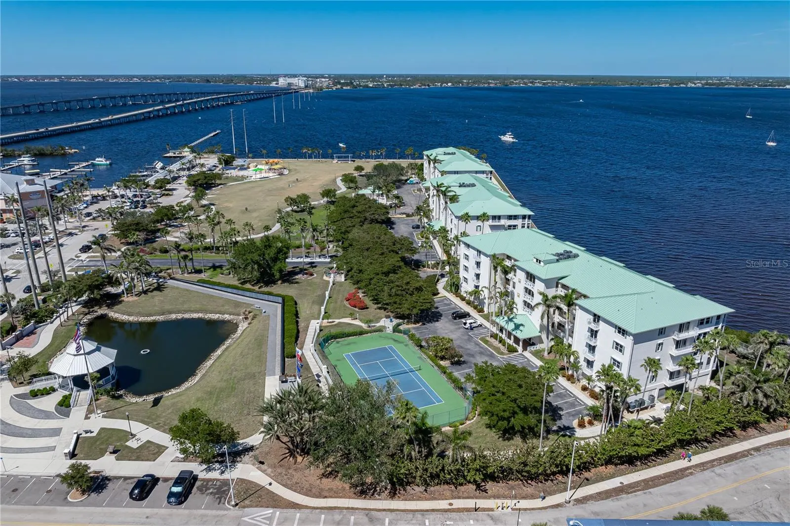200 HARBOR WALK DR #253, #253