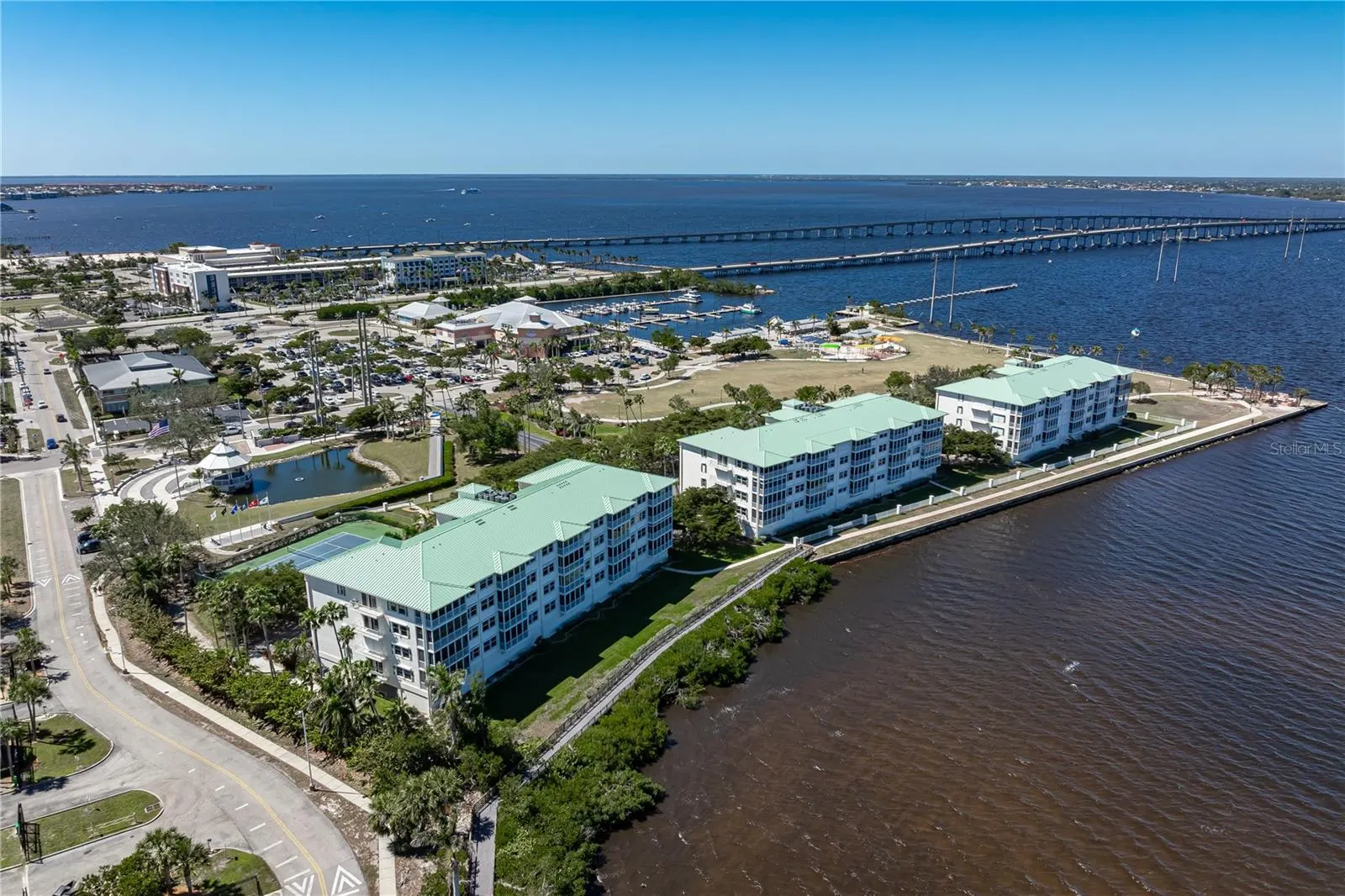 200 HARBOR WALK DR #253, #253