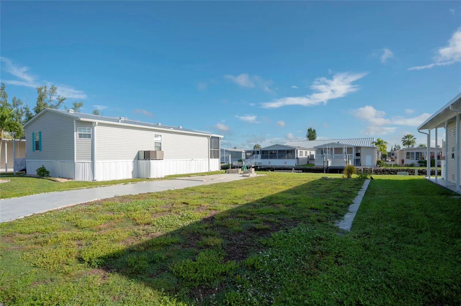 4300 RIVERSIDE DR #204, #204