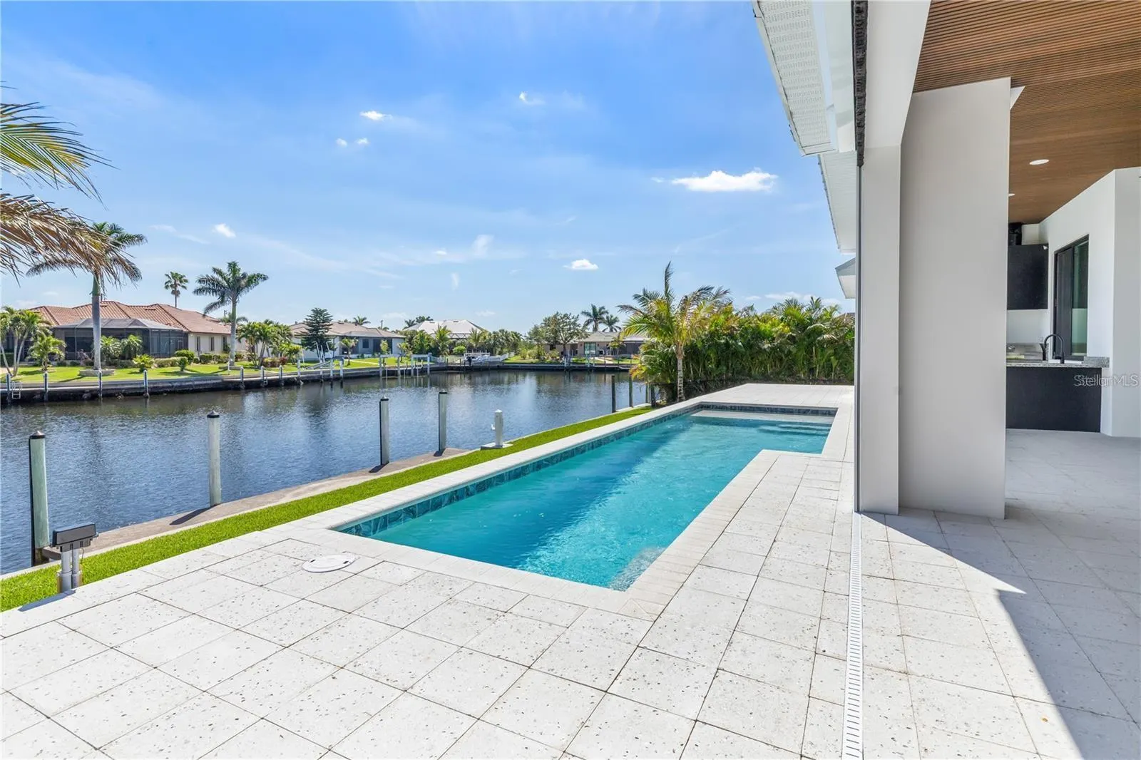 1631 CASEY KEY DR