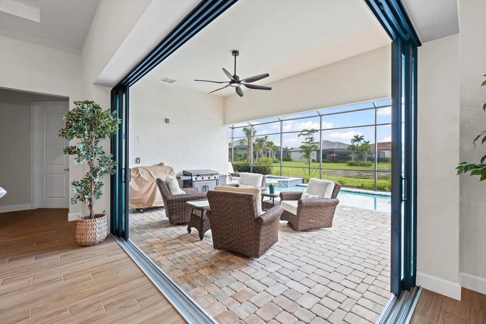 2961 SAGITTARIA LN