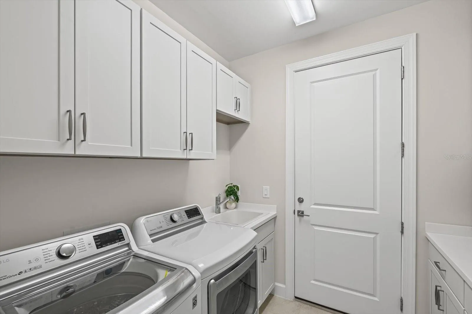 2961 SAGITTARIA LN